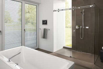 Thumbnail for Choosing the Ideal Shower Door System: Sliding, Folding, or Hinged Doors
